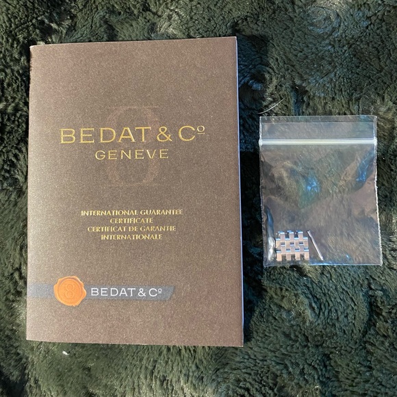 Bedat & Co. #3 womens stainless steel watch - Picture 15 of 17